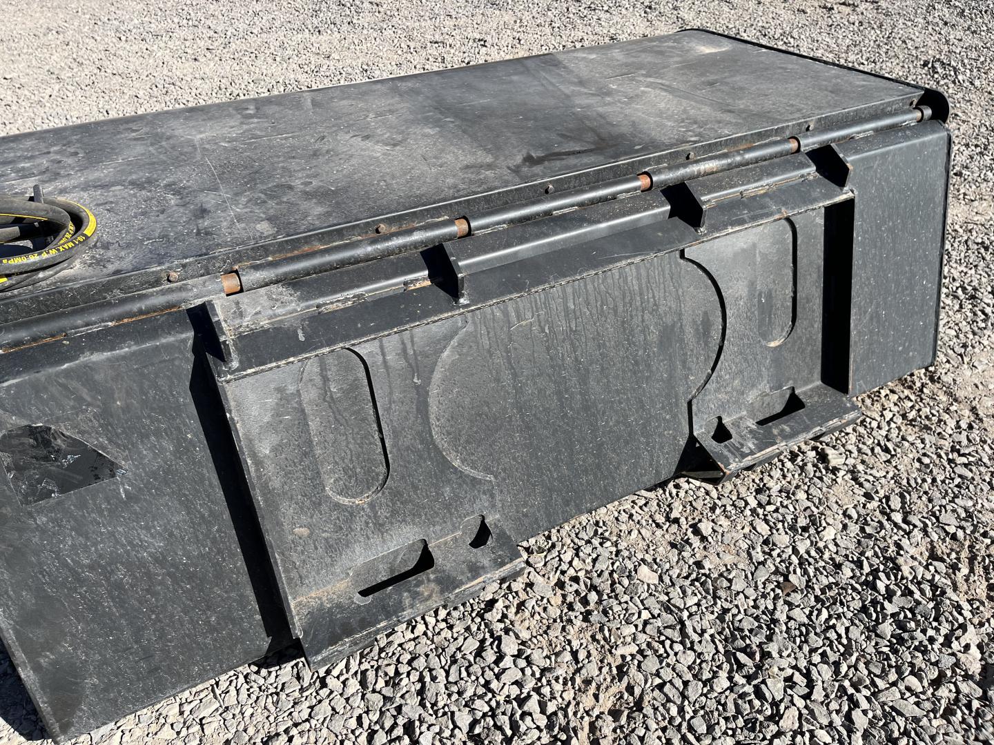 ./imagenes/INVOICE/2019/17285/ADITAMENTO TIPO BARREDORA JCT BOX BROOM (8).JPG